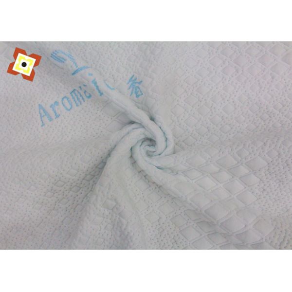 WHOLESALE FABRICS 100 POLYESTER KNITTED FABRIC SOFT SKIN PATTERN YARN MATTRESS FABRIC JACQUARD MATTRESS FABRIC