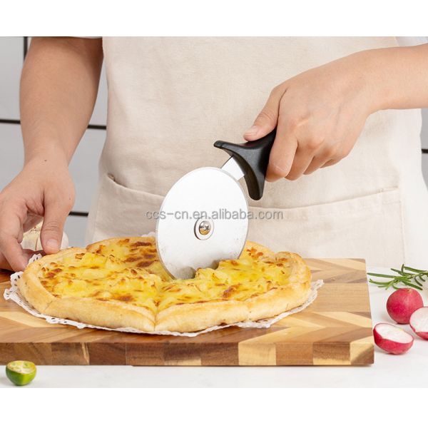 10cm Stainless Steel Pizza Wheel Cutter With Pp Handle Round Plastic Pizza Wheel Cutter Server