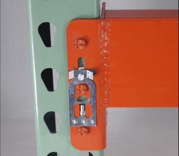 Adjustable Warehouse Pallet Racks , Wire Decking Industrial Pallet Racking