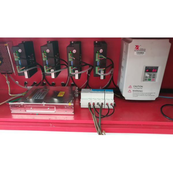 wooden router/cnc router/3 axis router milling/wooden door routing/door making machine for surface routing