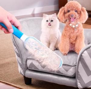 China Pet Brush Fur & Lint Remover Colour Box Deshedding Grooming Tool Double-Sided Pet Hair Remover Brush on sale