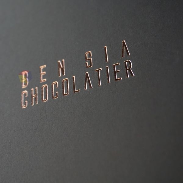 Chocolate Gift Box with Clear Inside Tray and Paperboard Rigid Boxes Luxury Packaging