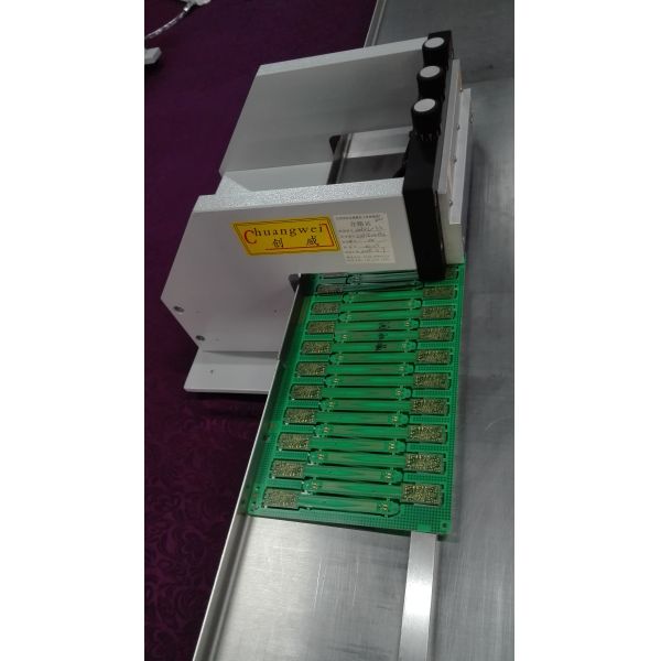 V-cut PCB Depaneling Machine 1 Year Warranty LED Tube PCB Separation