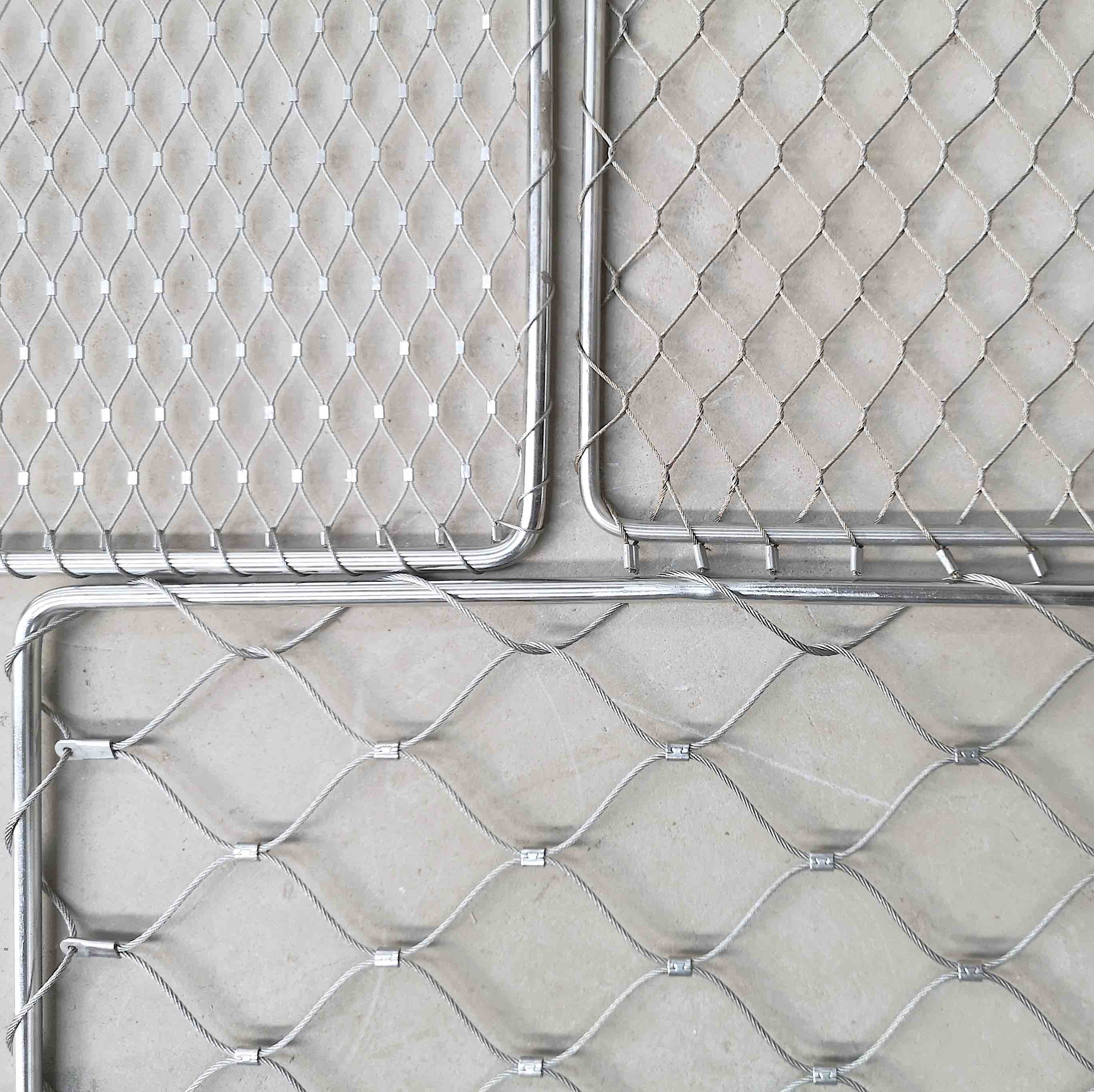 Zoo Enclosure Mesh