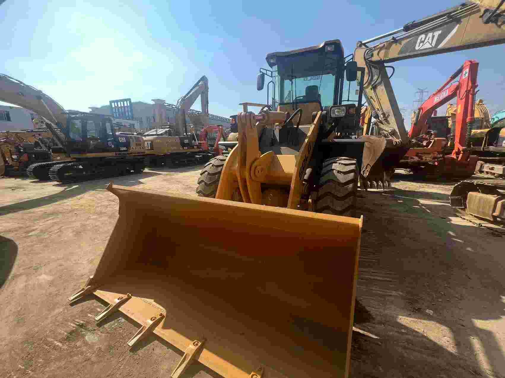 Pre owned SDLG 936 Loader with Bucket Powershift Transmission