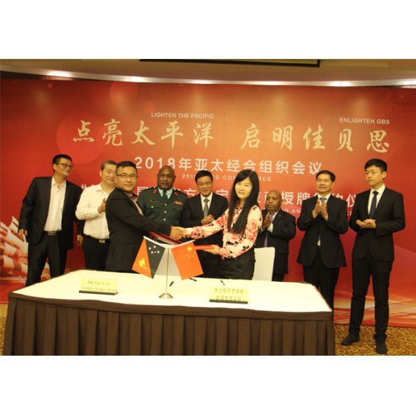 Stackable LiFePO4 battery packs 51.2V 100Ah lithium battery for household energy storage