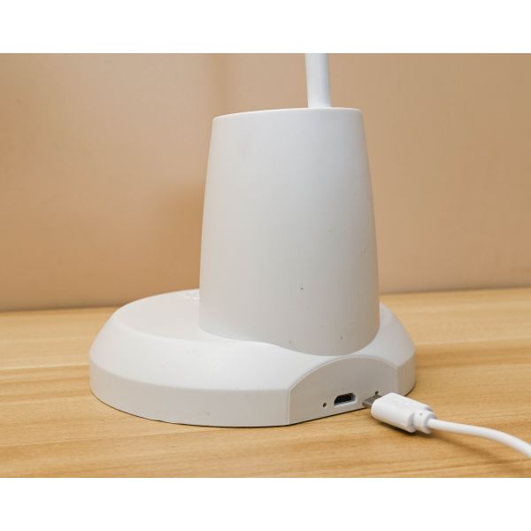 Modern Foldable Usb Table Lamp Led Lamp With 10 Bulbs 5 Watts Picture Perfect Lighting