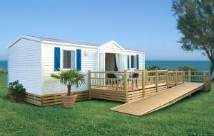Quality Europe Style Prefabricated Mobile House / Luxury Mobile Homes For Living for sale