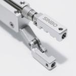 High Precision Industrial Robot Pneumatic Finger Gripper Link Robust Durable