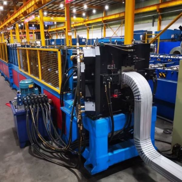 Square Metal Downspout Roll Forming Machine Fully Automatic 1 Year Warranty