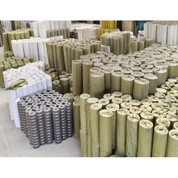 Green Welded Mesh Rolls with Electric Welding for Versatile Applications in Various Sizes