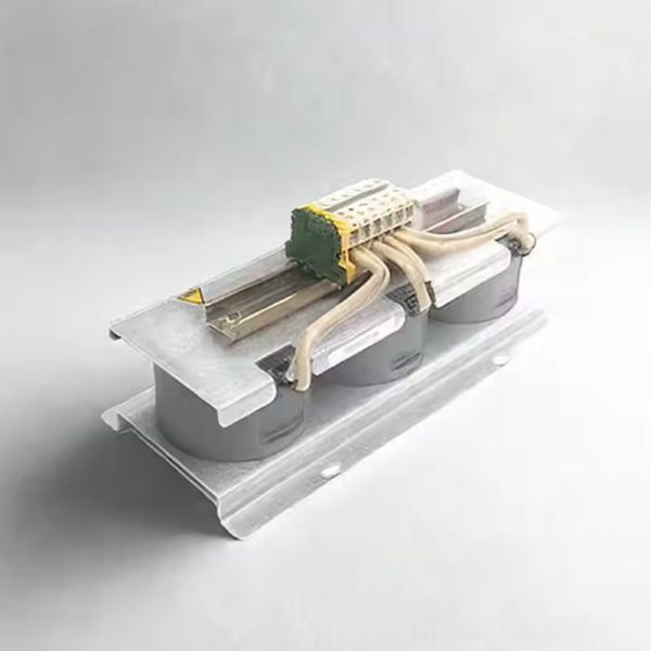 New Equipment Distributed Control System Servo Drive Simulator S Module Plc Driver 7SJ6025-2EB00-1FA0/BB