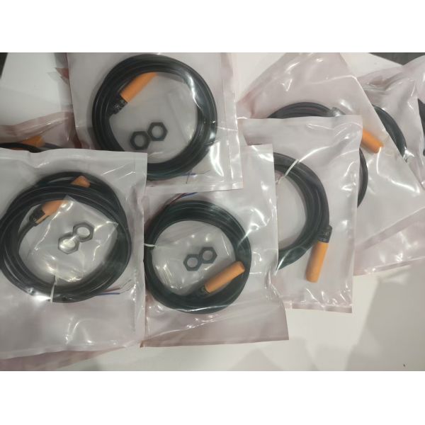 Industrial Grade IFM IF0003 IF-2004-ABOW Inductive Sensor Two Wire Technology 20 250AC IP67